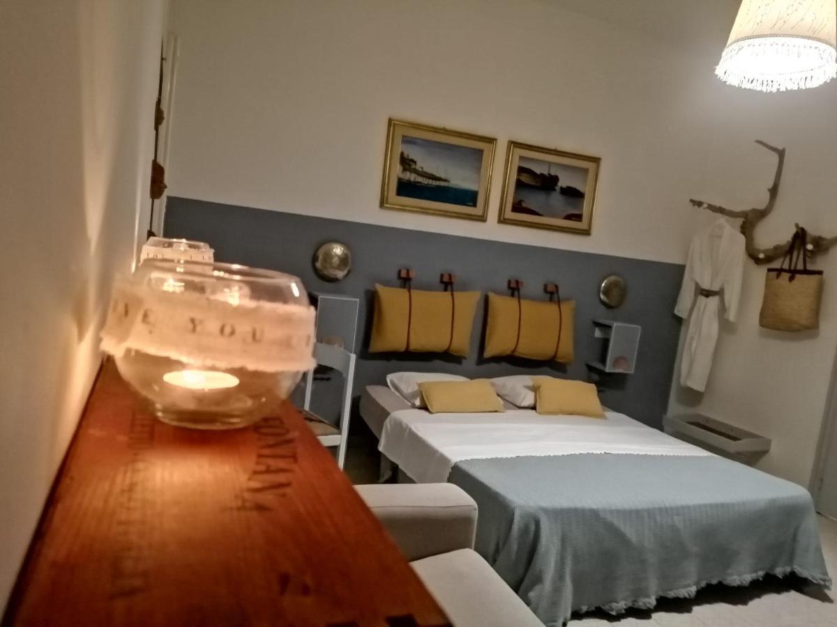 Fiore Bed And Breakfast เปสคีชี ภายนอก รูปภาพ