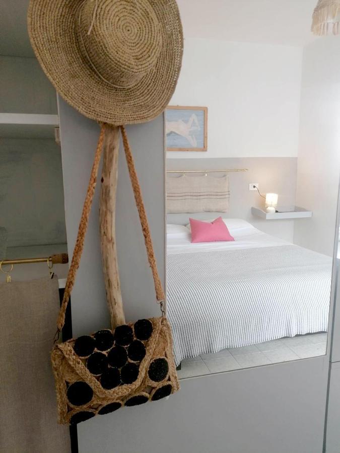 Fiore Bed And Breakfast เปสคีชี ภายนอก รูปภาพ
